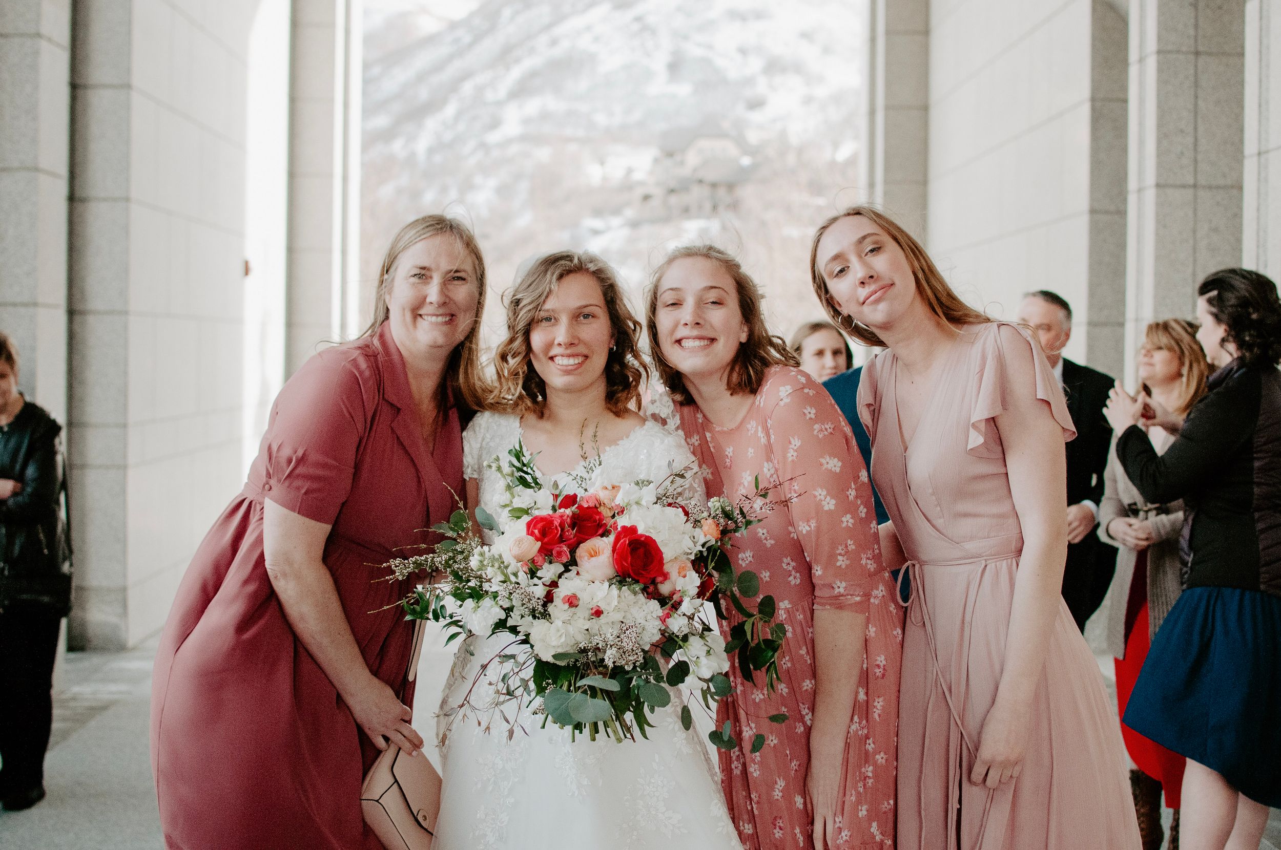 alabama and washington wedding photographer sarah mismash on her wedding day with mom and sisters, not wearing any makeup