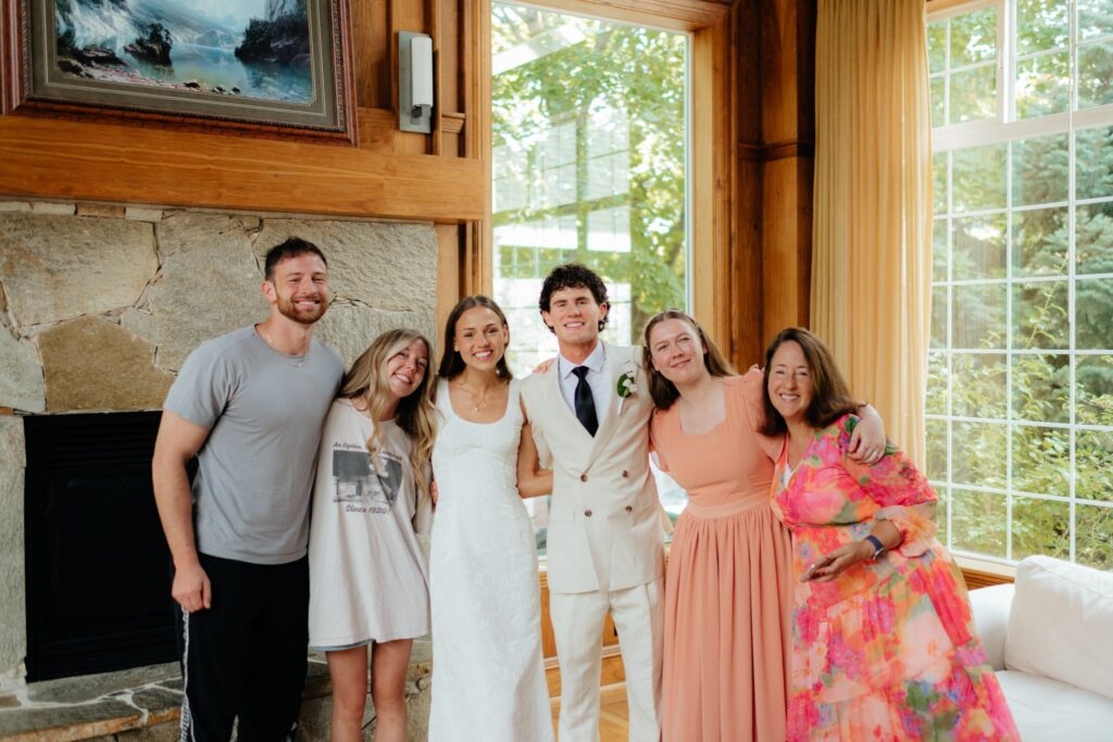 friends gather for a portrait before heading to the Provo City Center Temple for a September wedding, photographed by Utah wedding photographer sarah mismash
